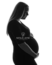 Capture the Moment – A Complimentary Maternity Portrait Experience