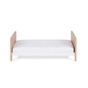 Silver Cross Finchley Cot Bed - White/Oak