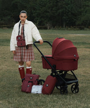 Venicci Upline 3 Hunter 3in1 Bundle with Black Tiago 2 Car Seat - Red