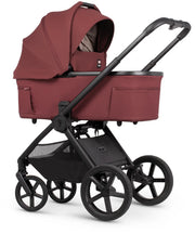 Venicci Upline 3 Hunter 3in1 Bundle with Black Tiago 2 Car Seat - Red
